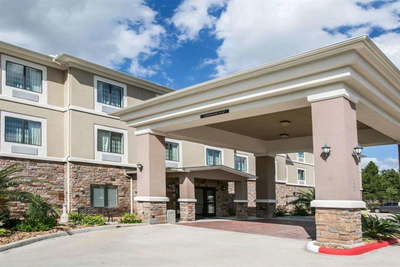 Hotel Restwell & I-45 North Houston