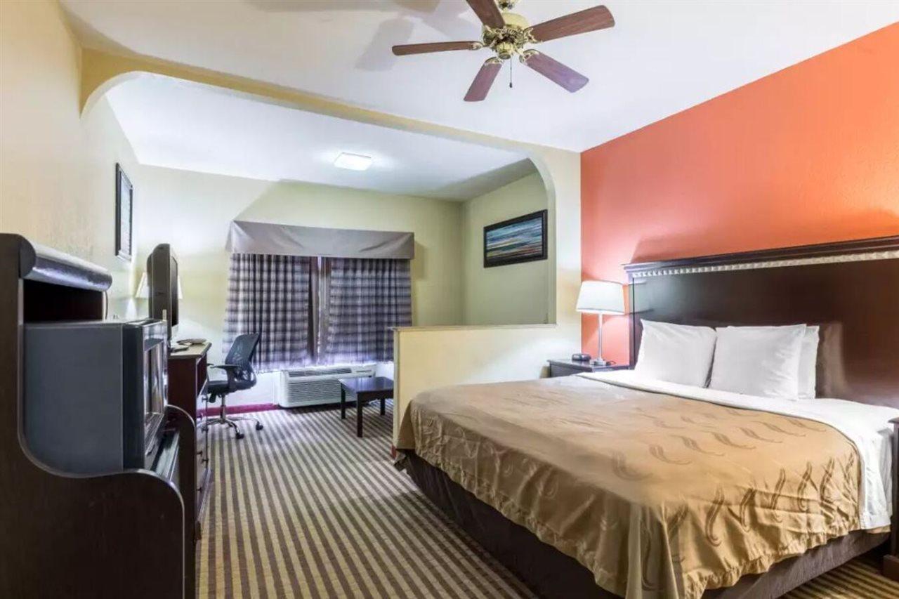 Quality North - Spring Houston