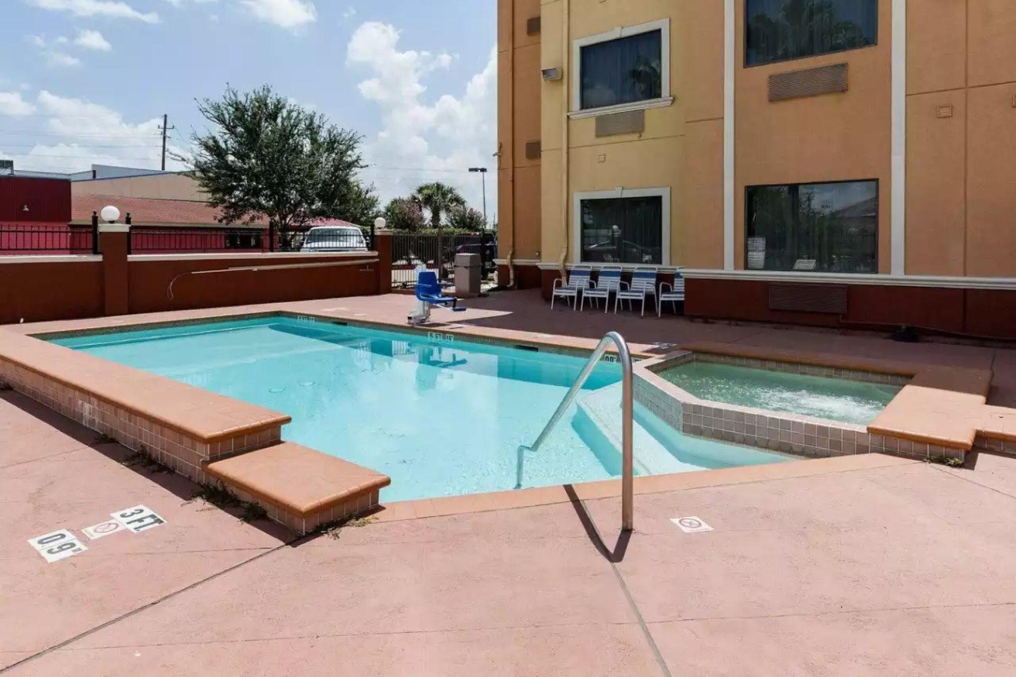 Quality Nw Cy-fair Hotel