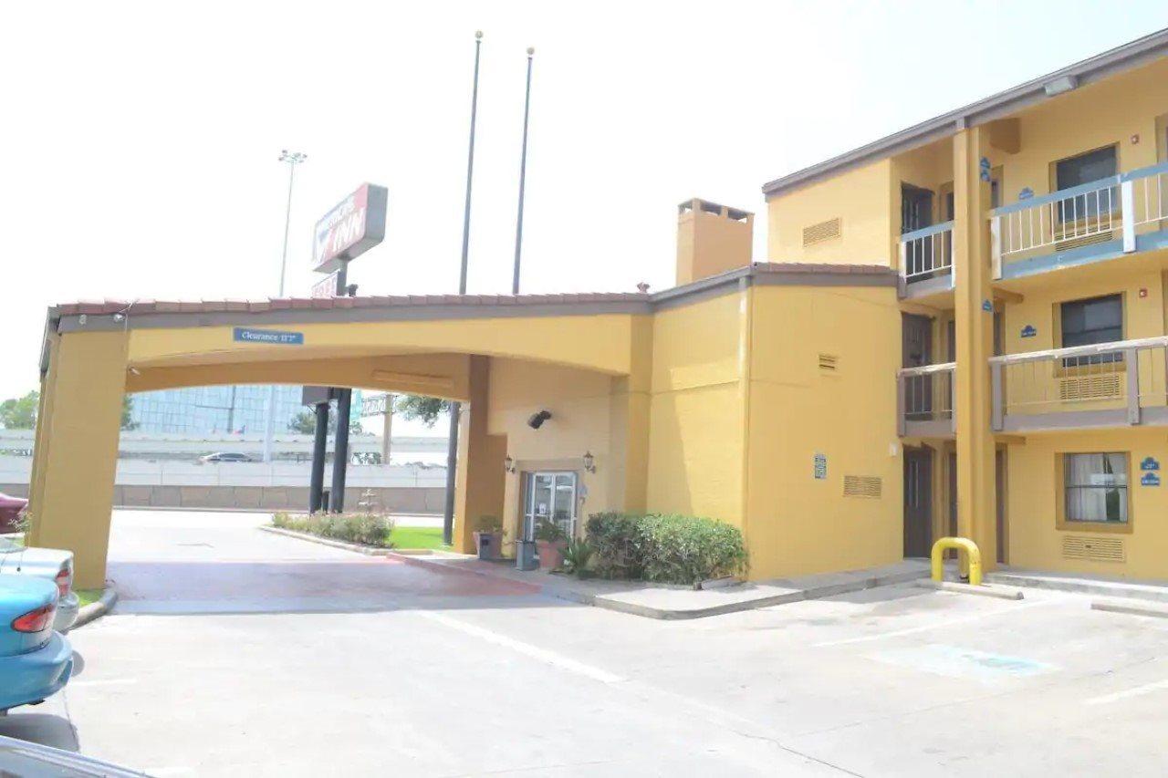Motel America's Houston/stafford /sugarland 2*