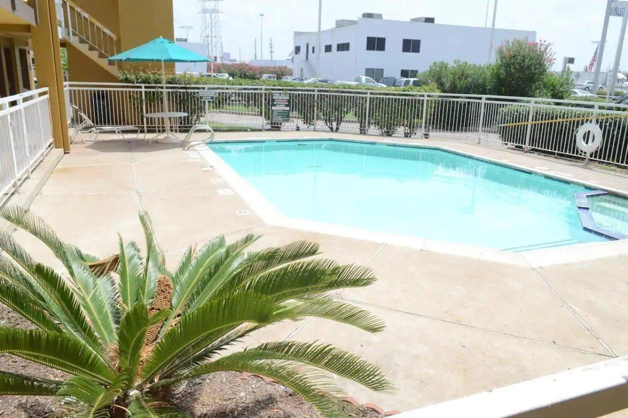 Motel America's Houston/stafford /sugarland