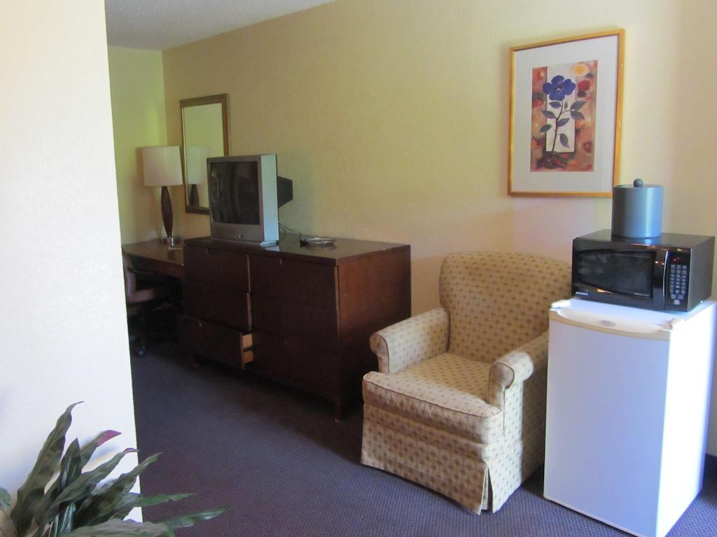Best Classic & Suites 2* Houston