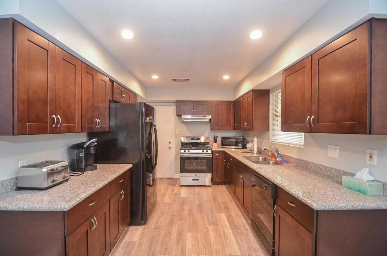 Holiday home Authentic By Memorial Mall, W *