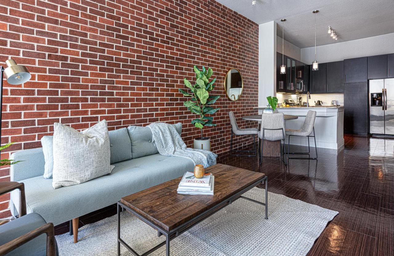 Apartment Locale At The Galleria -
