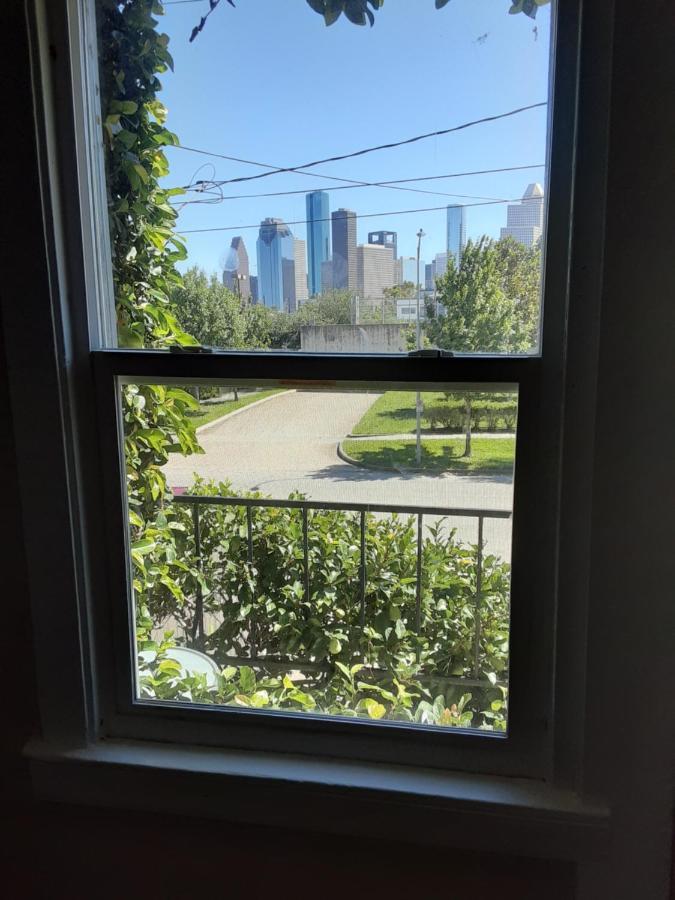 Cozy Studio In The Downtown/montrose Area * Houston