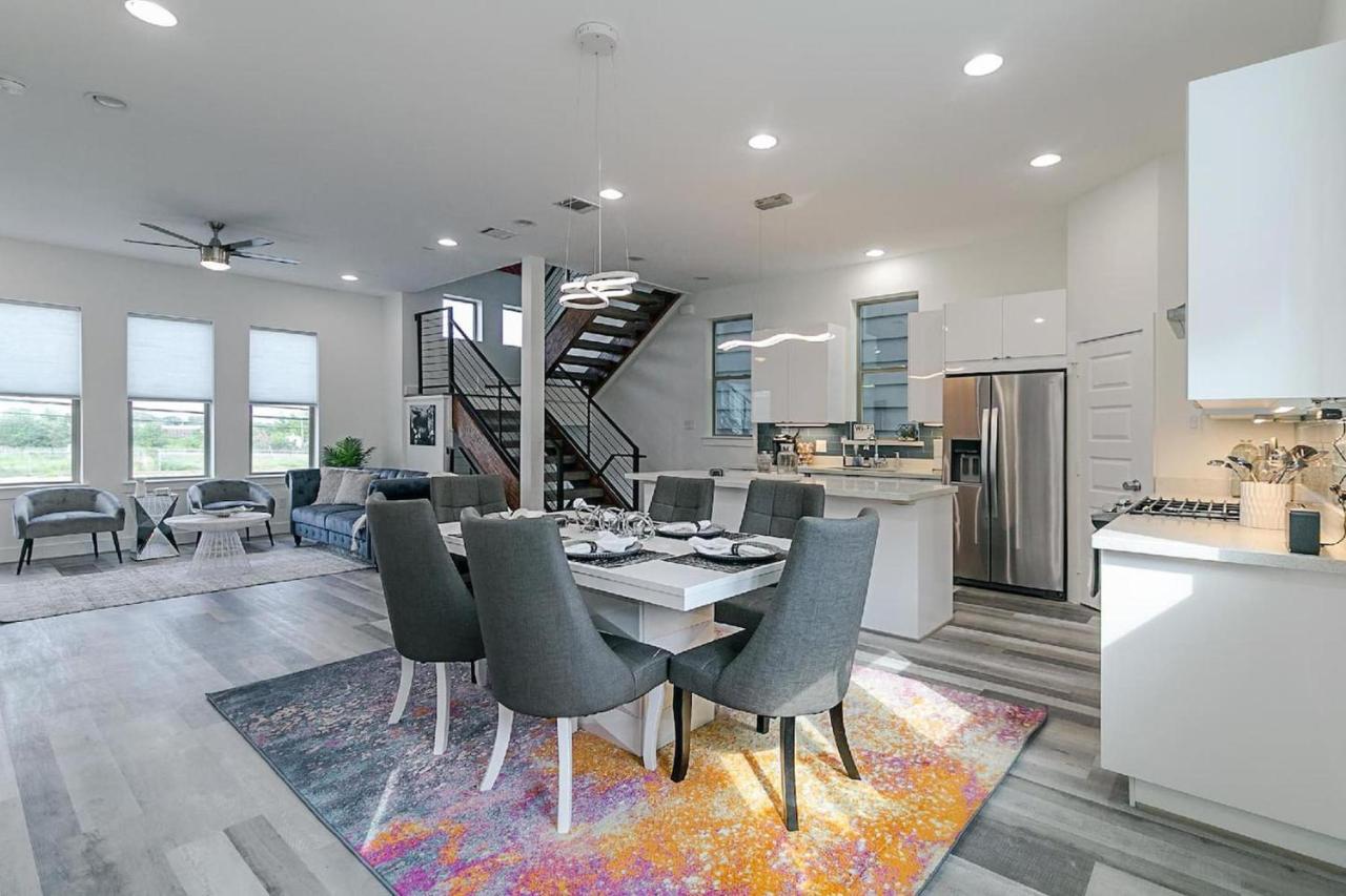 Eado Signature By Dunyha Holiday home Houston