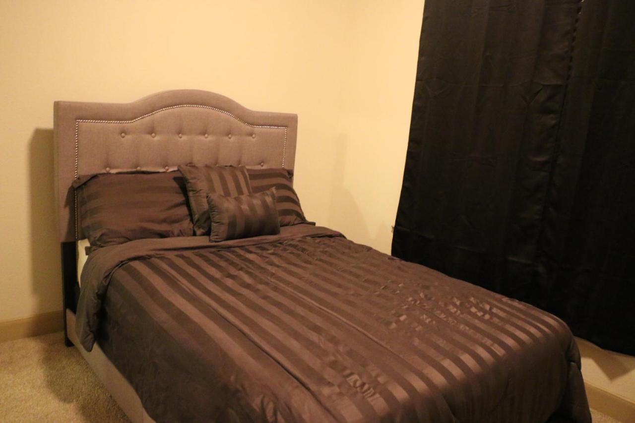 Rodeo Nrg Area One & Two Bedroom
