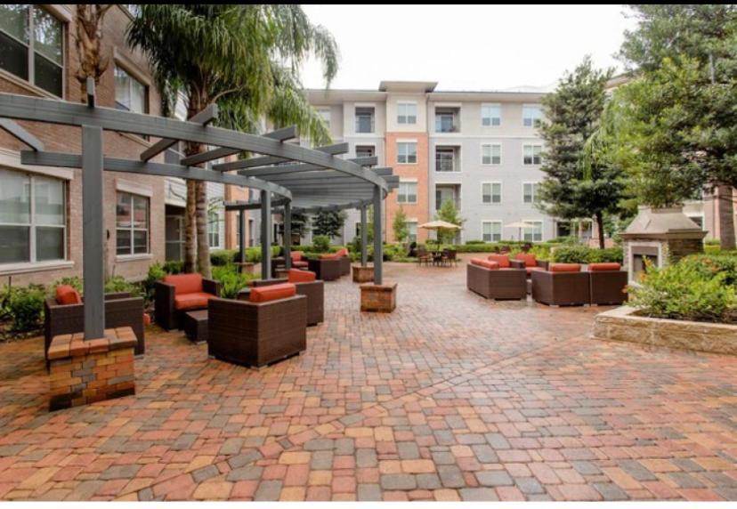 Rodeo Nrg Area One & Two Bedroom Houston