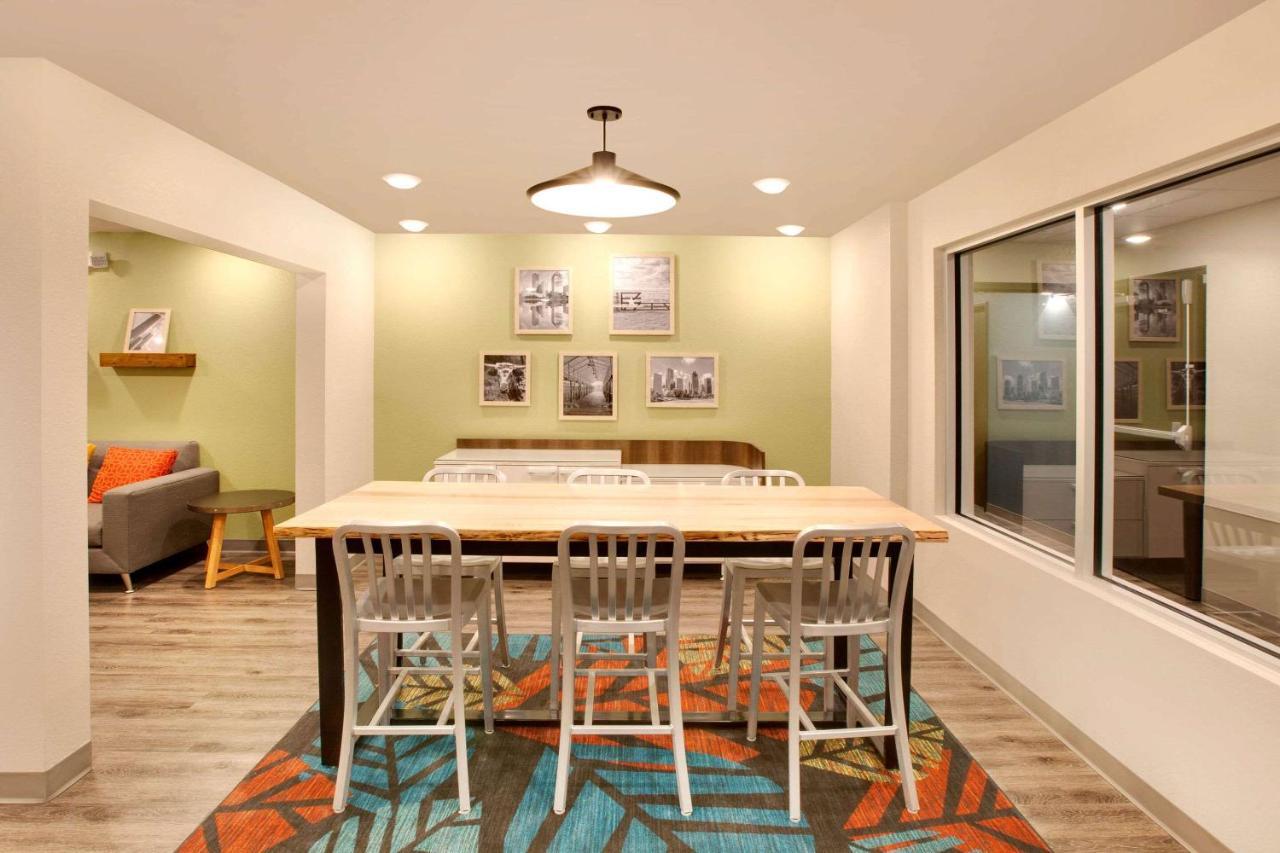 Hotel Woodspring Northwest Houston