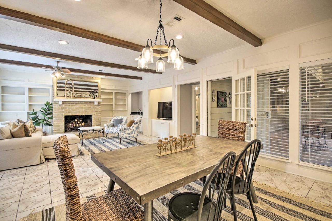 Quiet West With Patio, Walk To Shops! *