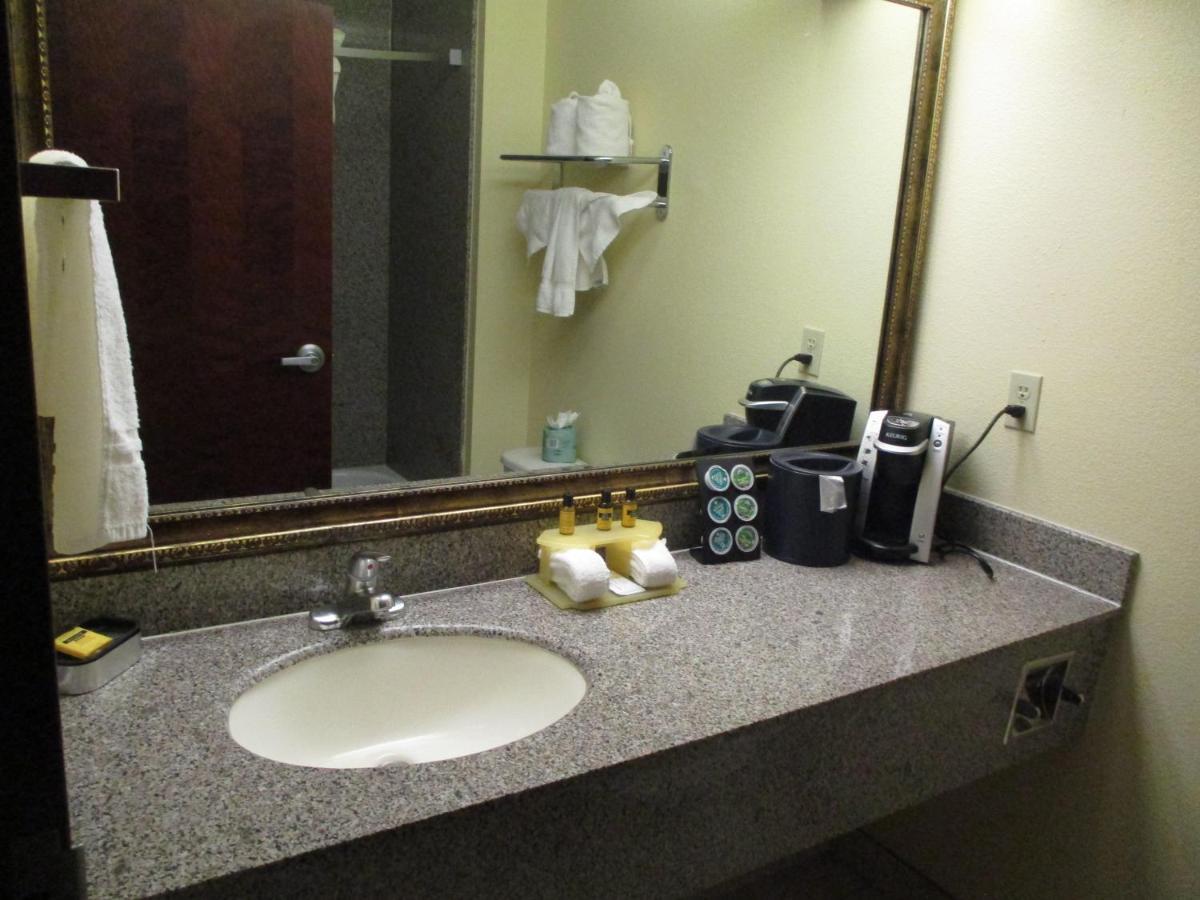 Days & By Wyndham Sam Tollway 3* Houston