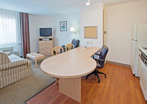 Sonesta Simply Galleria Medical Center Hotel