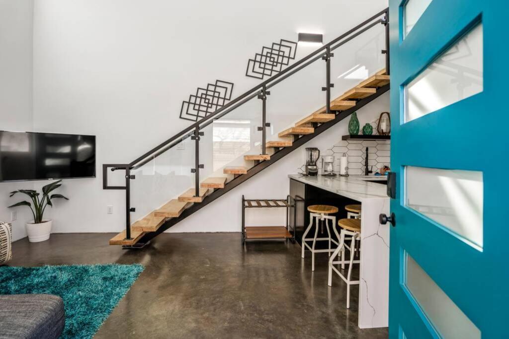 Quantum Tiny Loft At East End Revitalized Holiday home Houston