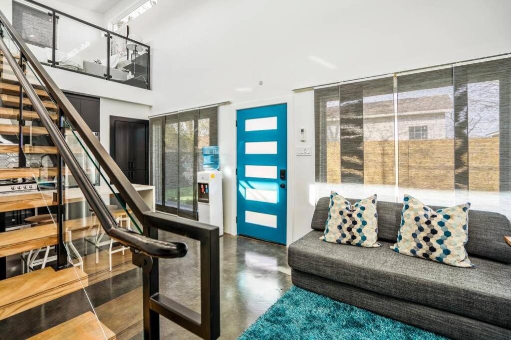 Quantum Tiny Loft At East End Revitalized Holiday home