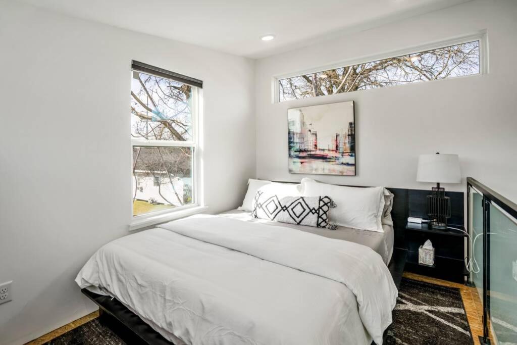 Quantum Tiny Loft At East End Revitalized Holiday home *
