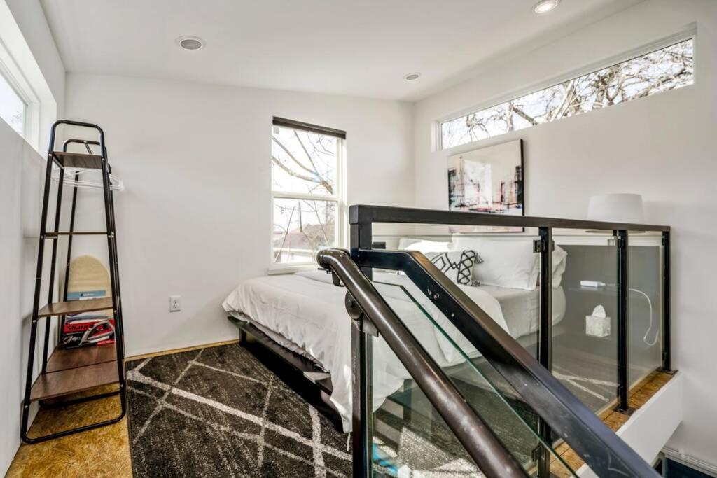Quantum Tiny Loft At East End Revitalized Holiday home *