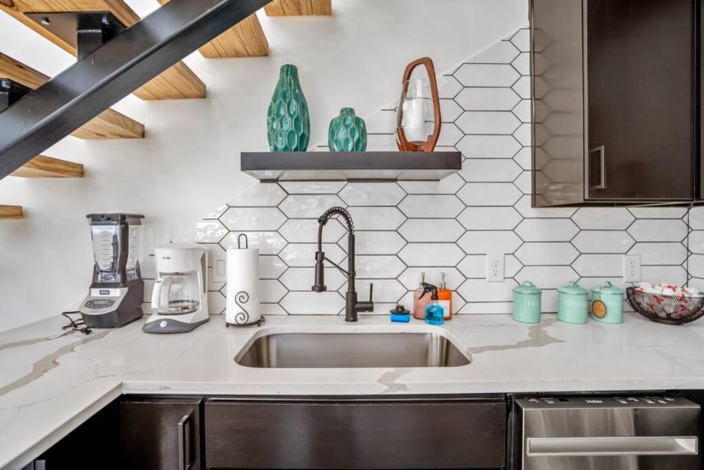 Quantum Tiny Loft At East End Revitalized *