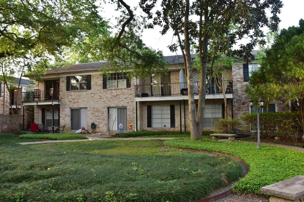 Galleria Area Apt Long And Short Available Apartment *