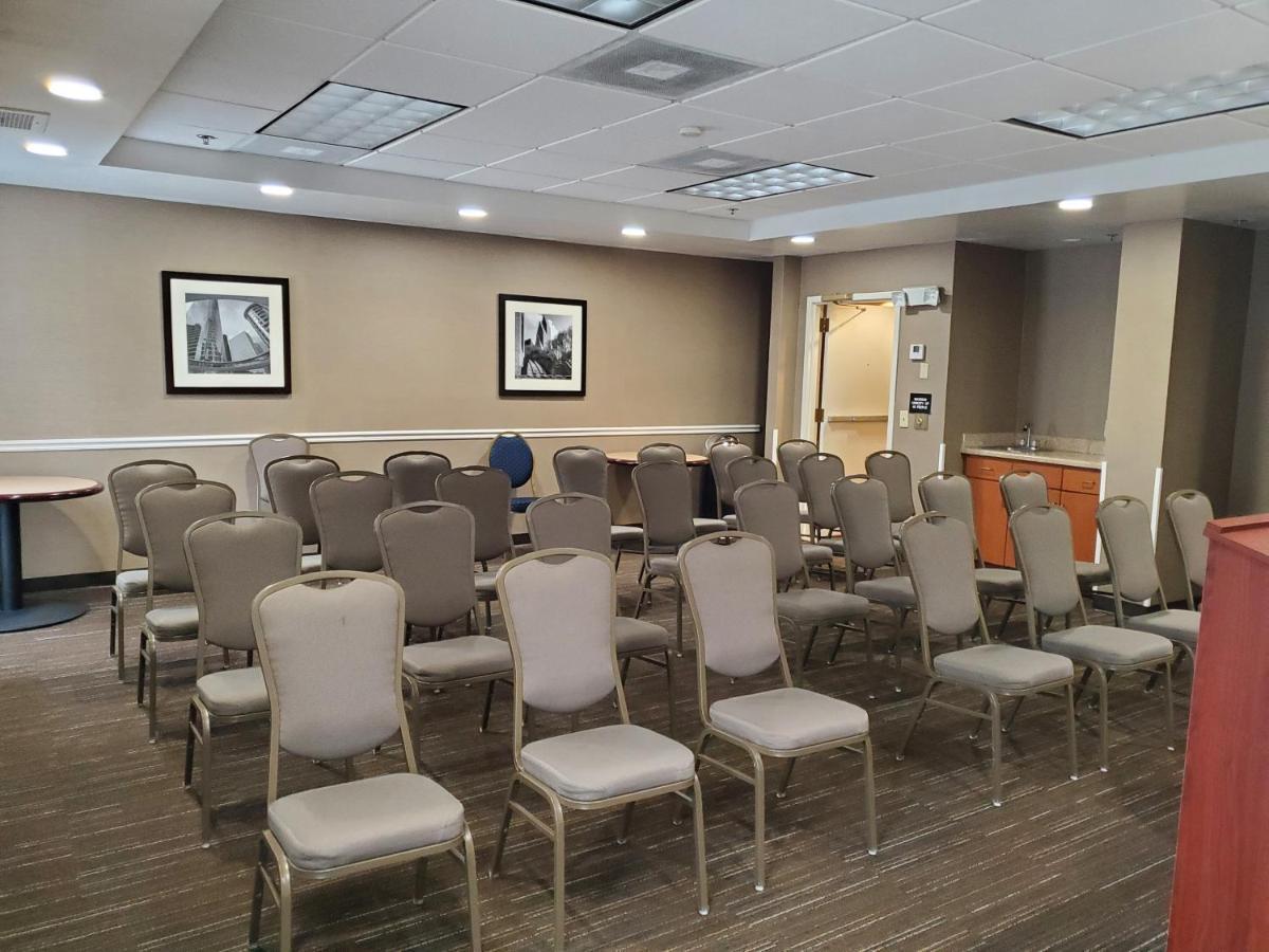 Comfort Southwest Fwy At Westpark Inn 3*