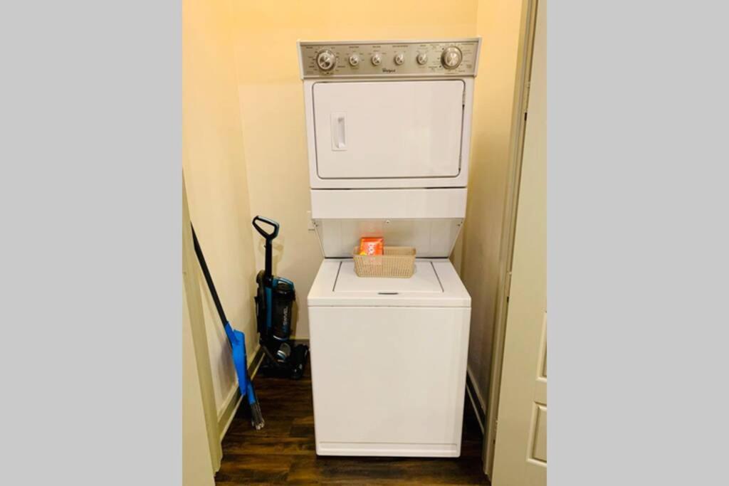 Apartment New Apart Downtown - 5min Stadium/parks/museum *