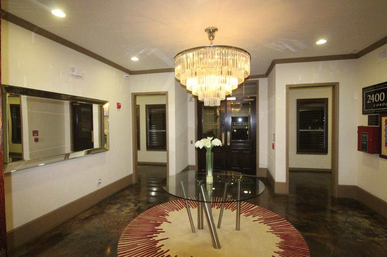 Apartment Galleria 2 Bed 2 Bath Luxury Condo *