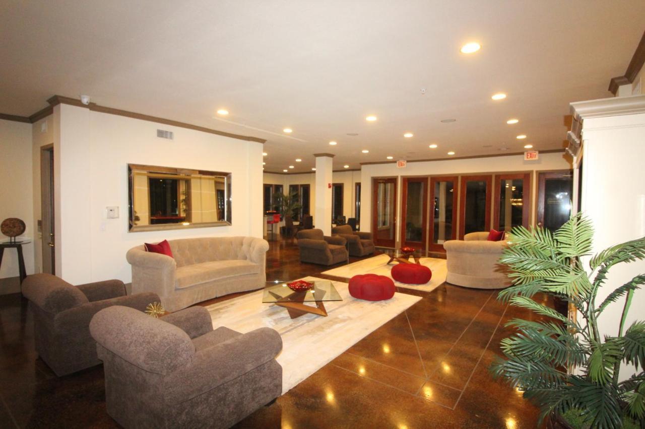 Galleria 2 Bed 2 Bath Luxury Condo