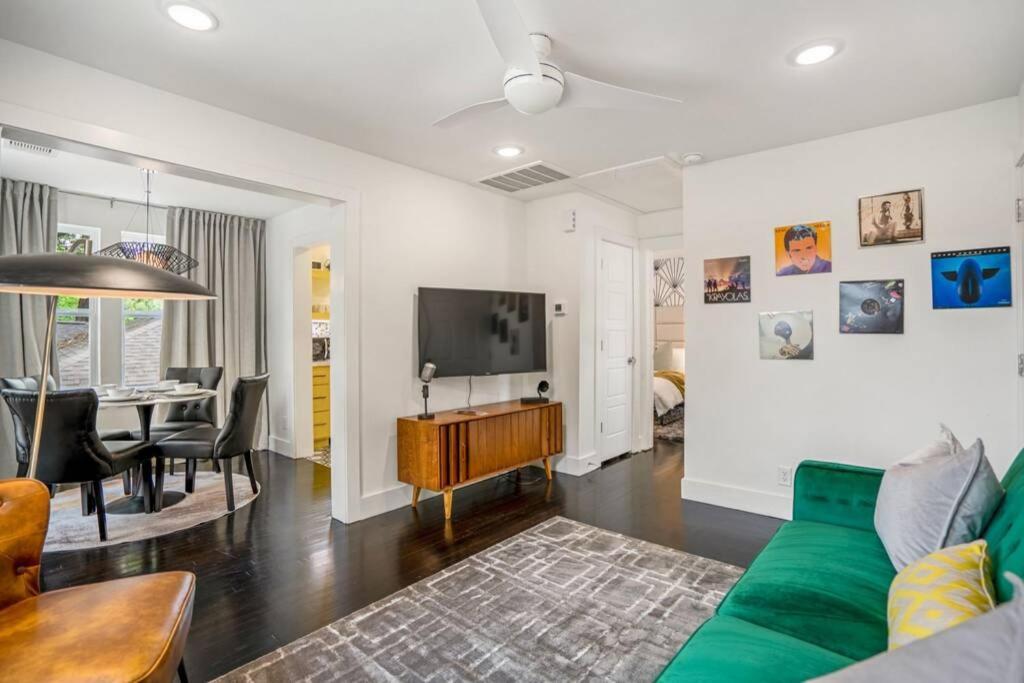 Mid-century Mod-pad @ East Downtown Houston