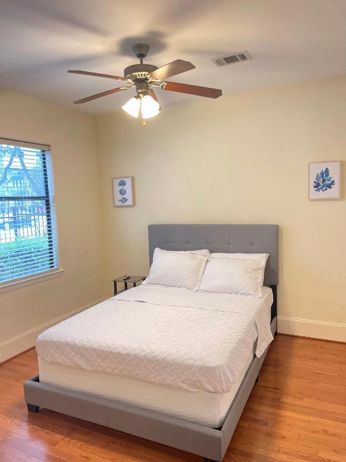 Luxury 4 Story In Downtown * Houston