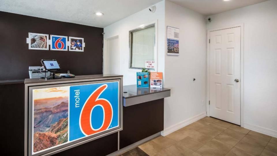 6 Houston, Tx Fm 1960 Bammel 2* Houston