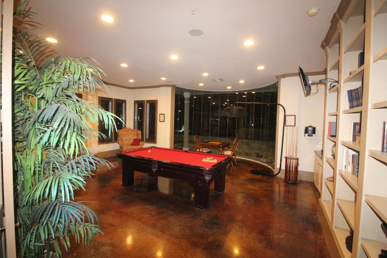 Apartment Galleria 2 Bed 2 Bath Luxury Condo Houston