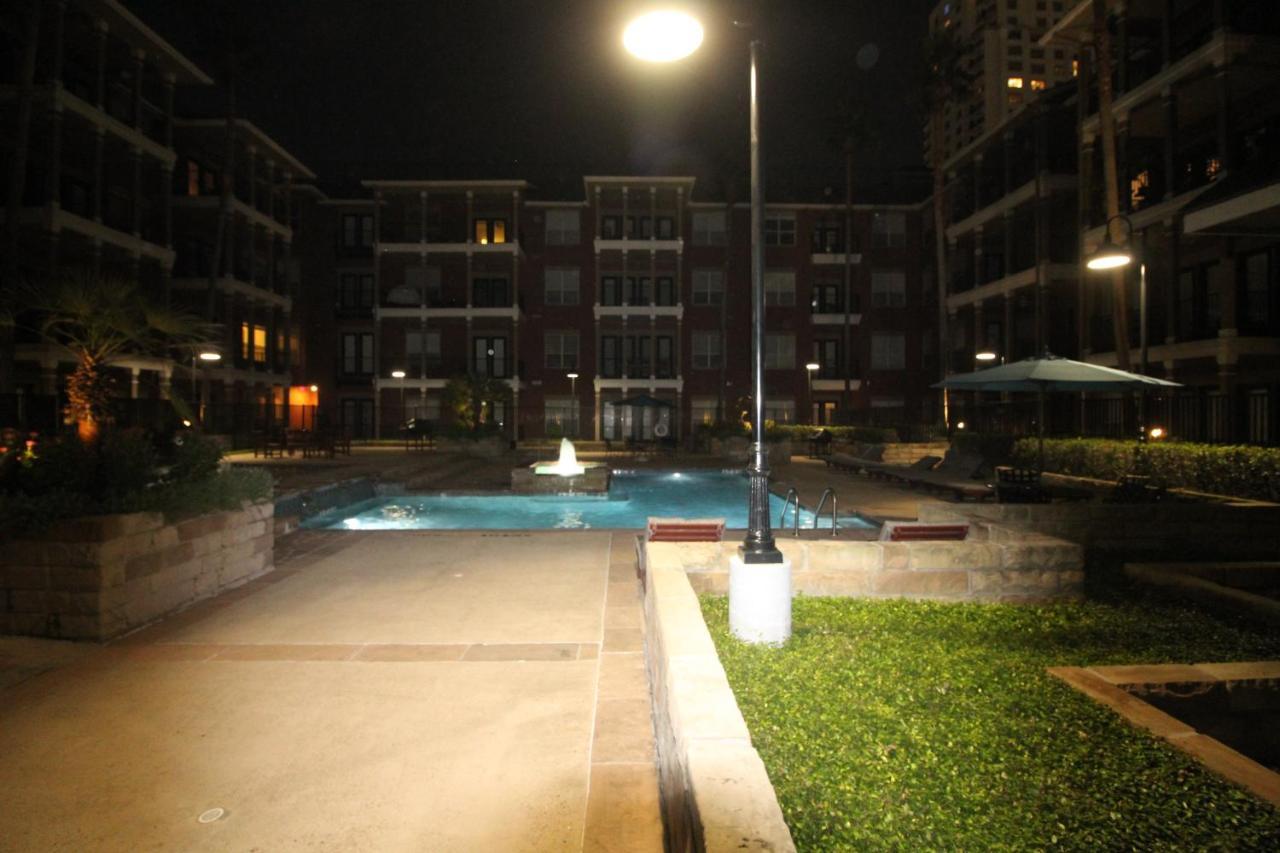 Galleria 2 Bed 2 Bath Luxury Condo