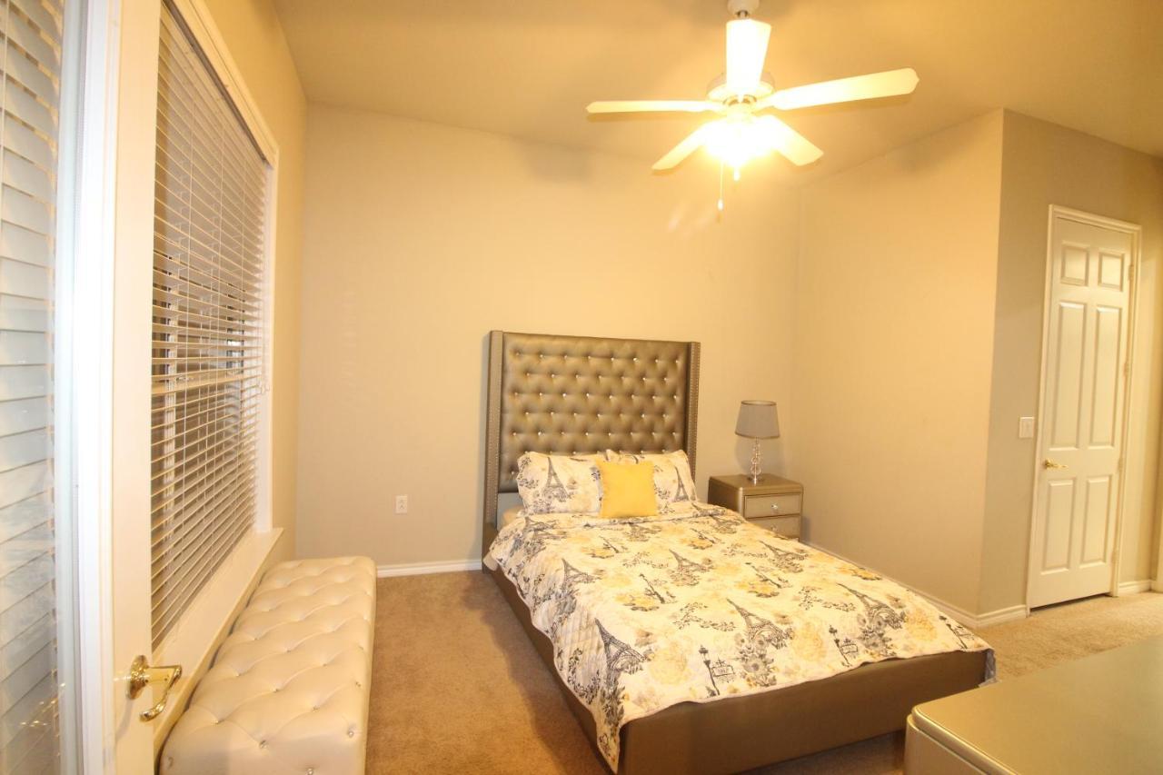 Galleria 2 Bed 2 Bath Luxury Condo Houston