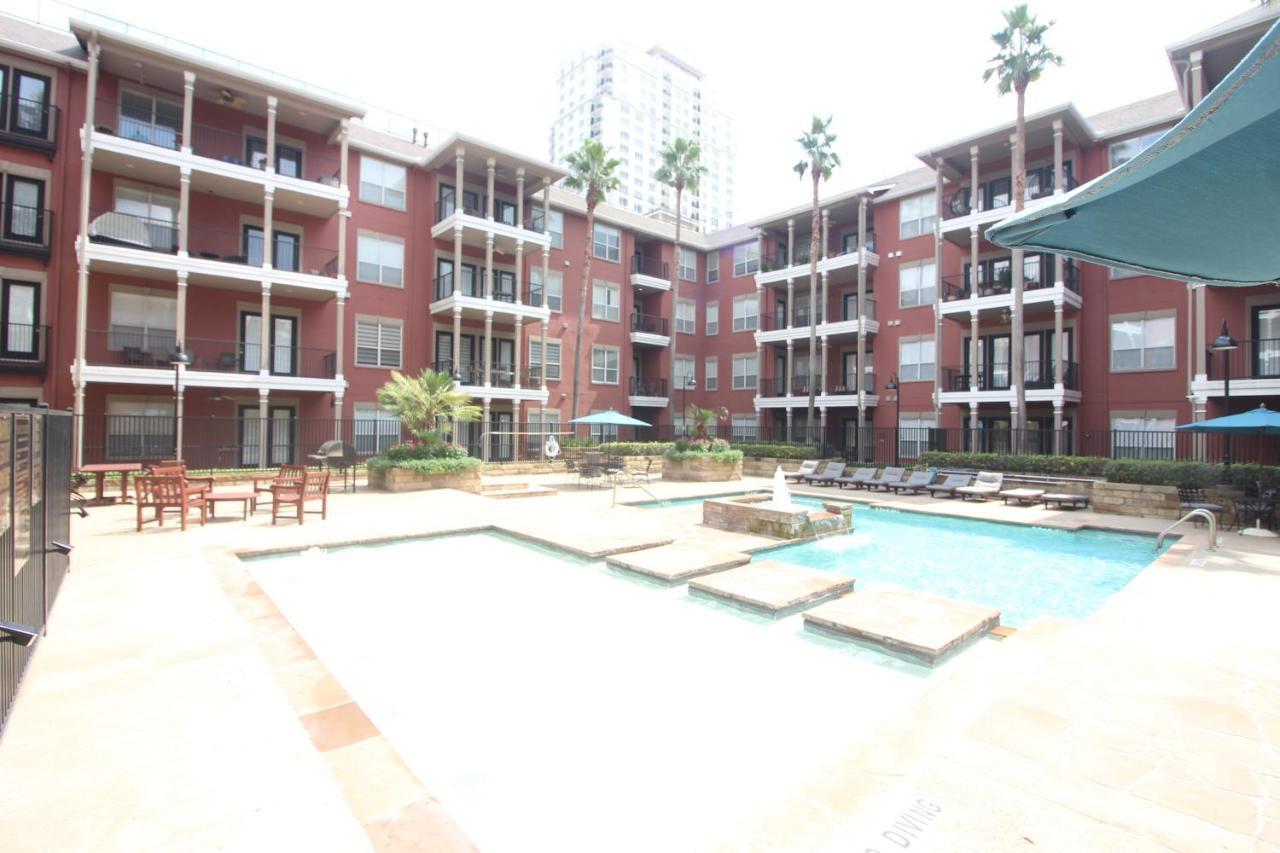Galleria 2 Bed 2 Bath Luxury Condo