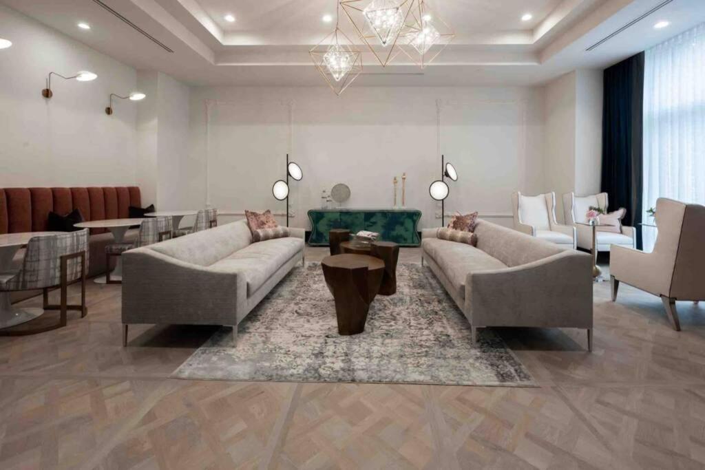 Private Great 2Bedroom, 2Bath Condo With Great View!! Houston