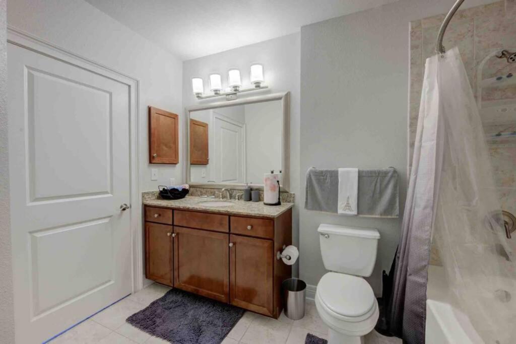 Apartment Private Great 2Bedroom, 2Bath Condo With Great View!!