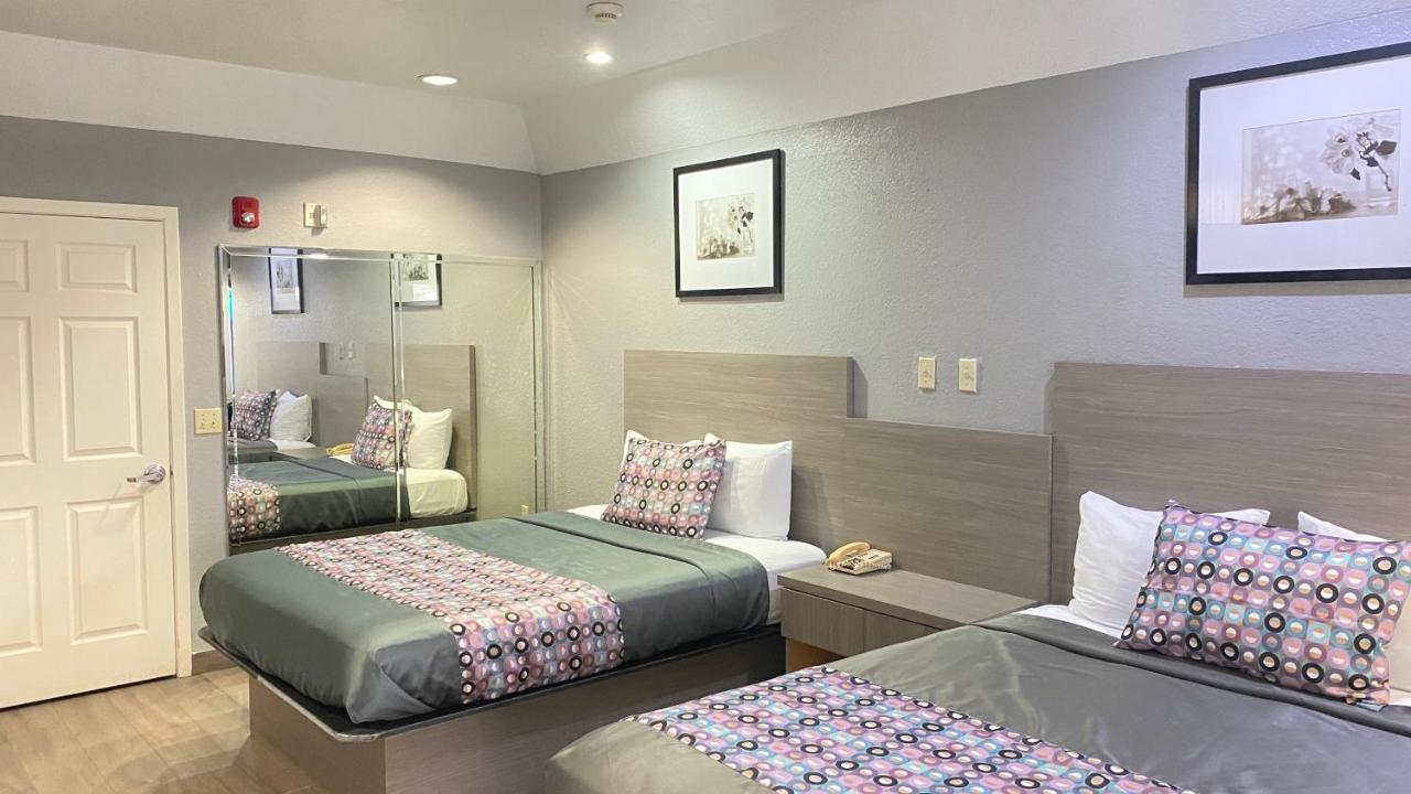 Island Hobby Airport Motel
