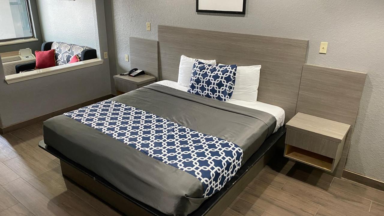 Motel Island Hobby Airport