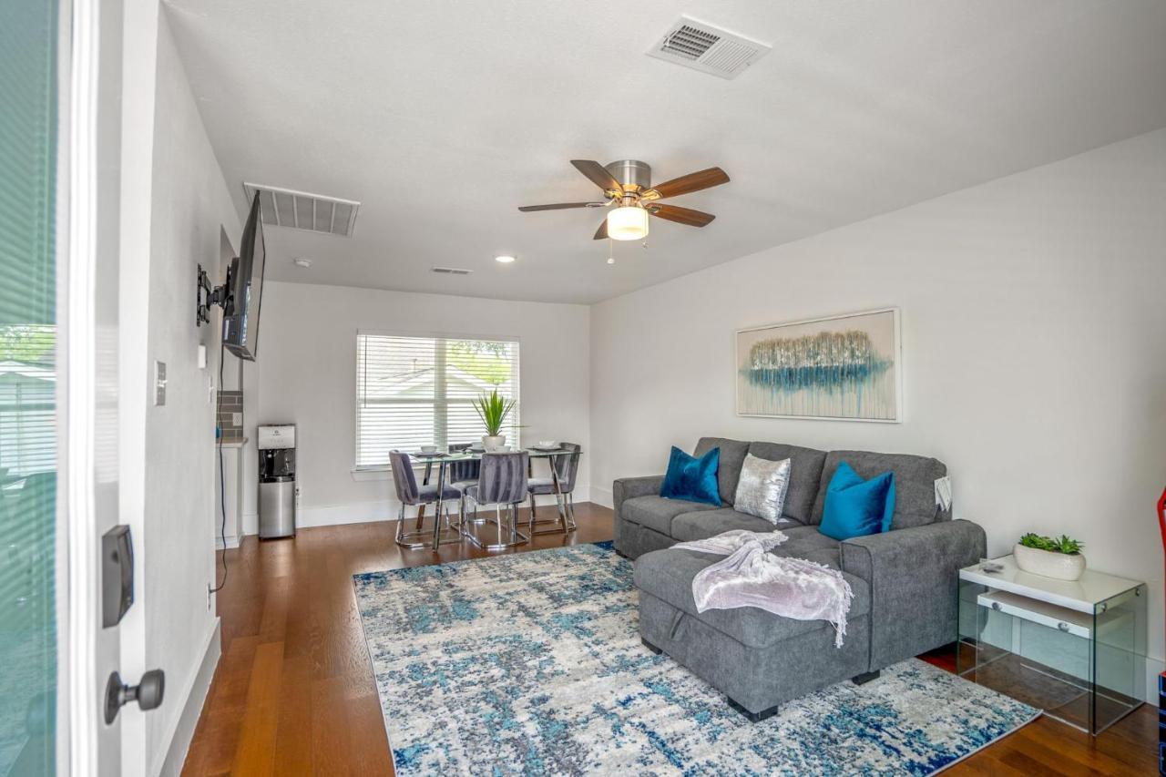 Apartment Universal At East Downtown