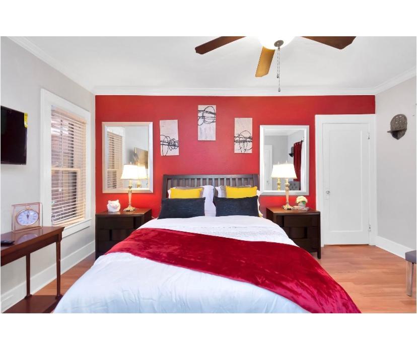 Cozy Downtown By Toyota Center Apartment