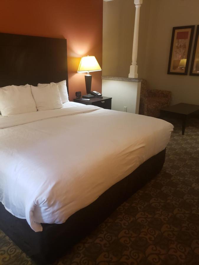 Comfort Westchase Energy Corridor Hotel 3*