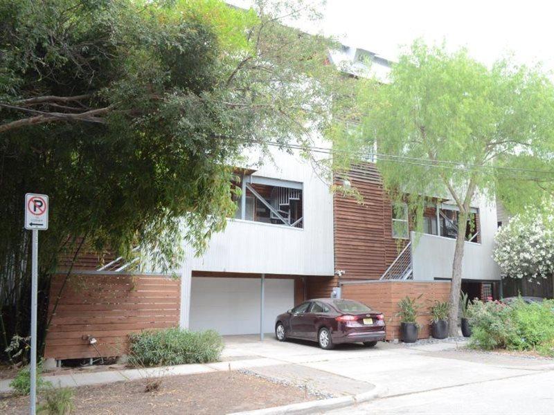 Modern Bed & Breakfast Houston