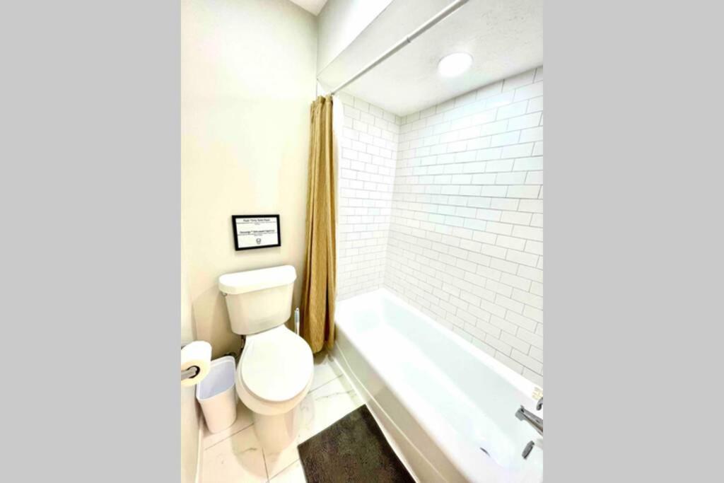 Holiday home Gorgeous W/huge Backyard 15 Minutes From Iah