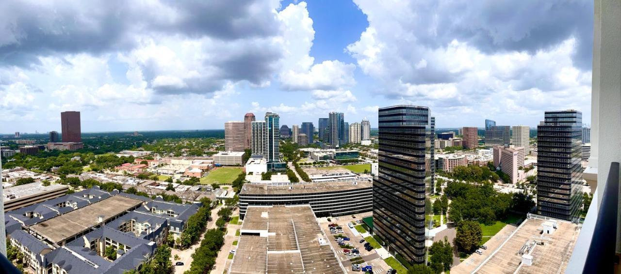 Immaculate 28Th Floor High Rise Vacation 1 Bedroom Unit Apartment