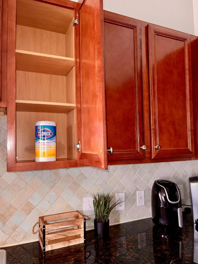 Immaculate 28Th Floor High Rise Vacation 1 Bedroom Unit Apartment