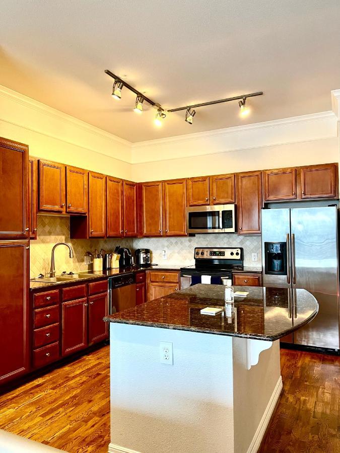 Apartment Immaculate 28Th Floor High Rise Vacation 1 Bedroom Unit Houston