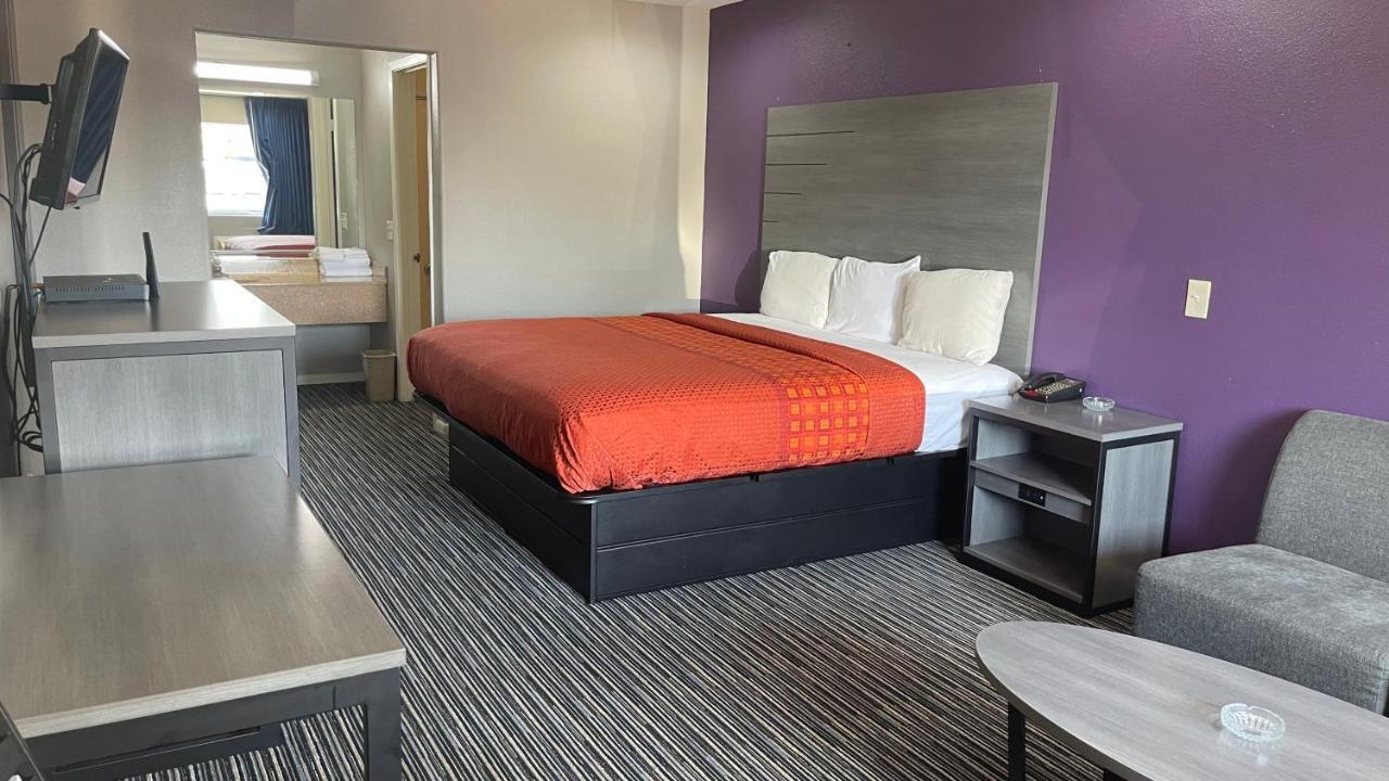 Executive And Motel