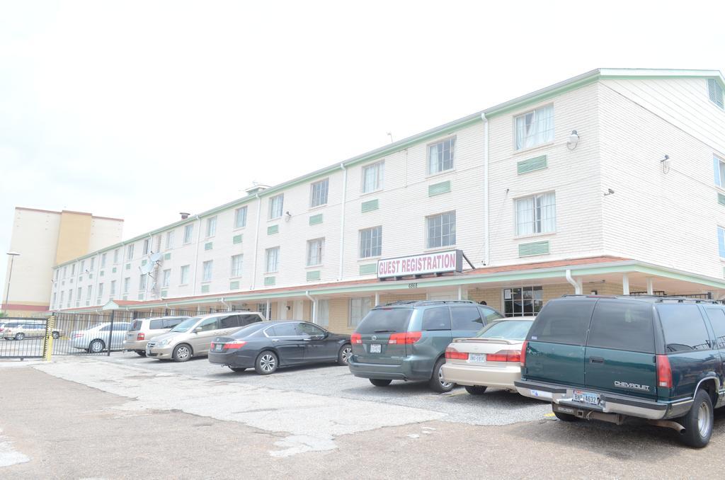Motel Red Carpet Hornwood Drive Houston