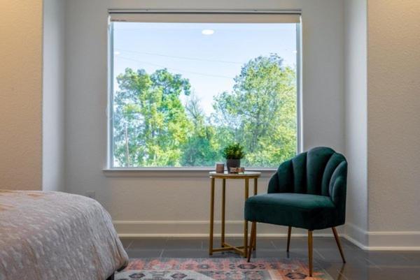 Cute Cozy House Close To Major Sporting Events And Restaurants * Houston