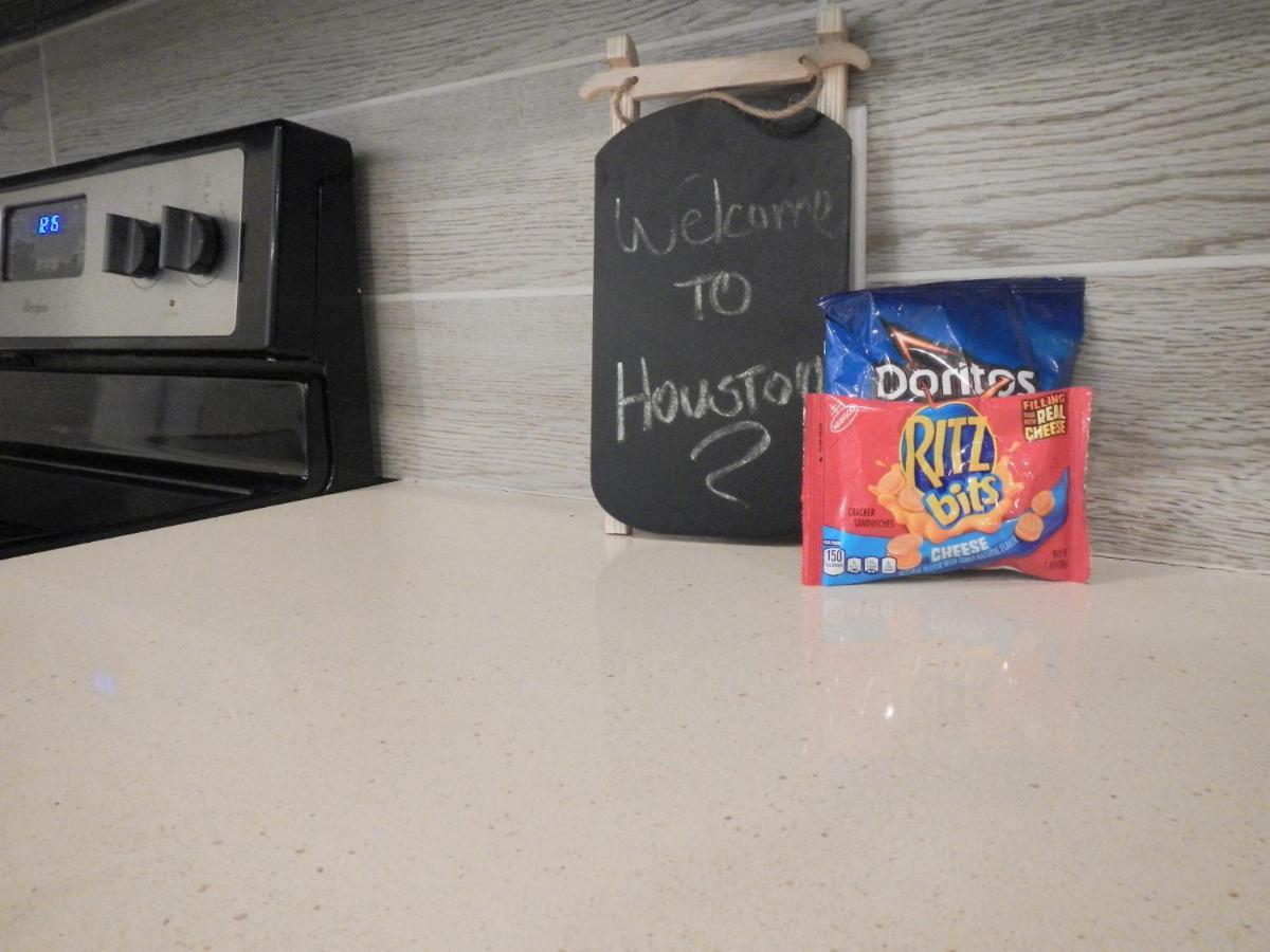 Apartment Modern Urban Oasis With Private Parking In Downtown Houston
