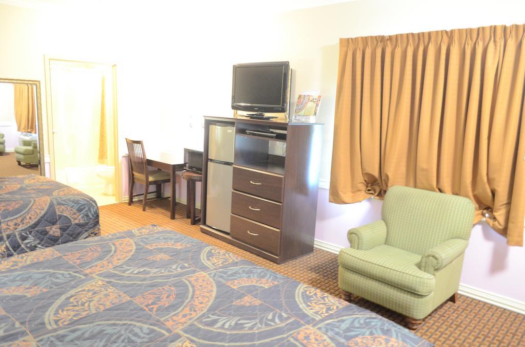 Budget Host & Motel Houston